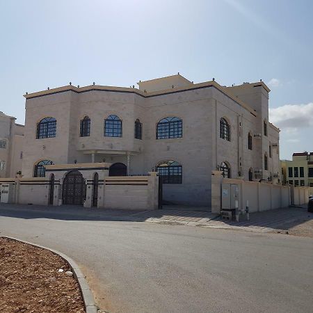 Alarbee Aljeded Villa Salalah Bagian luar foto
